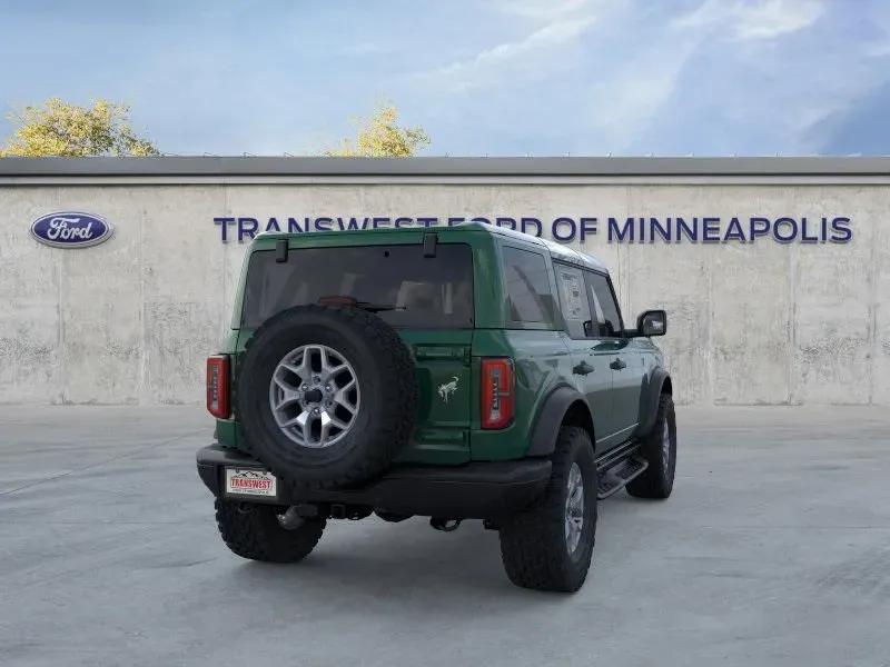 2025 Ford Bronco | Photo 8 of 25