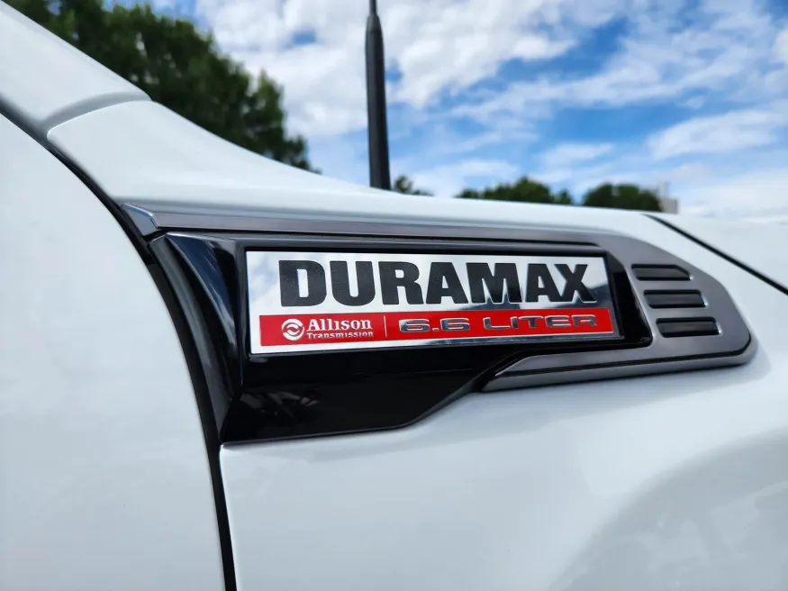 2025 GMC Sierra 2500HD AT4 | Photo 20 of 30