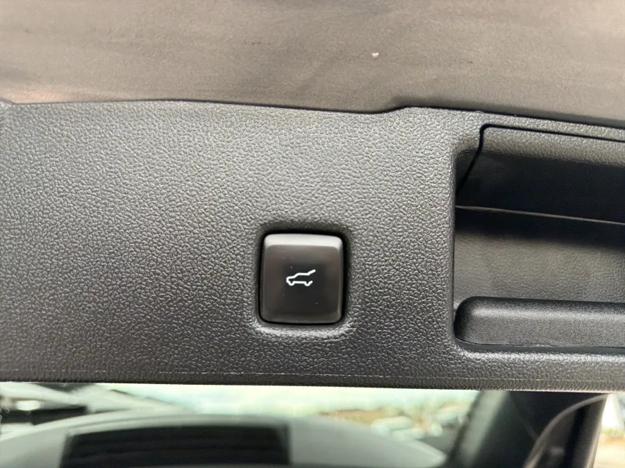 2024 Ford Escape Active | Photo 9 of 20