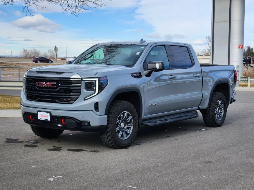 2024 GMC Sierra 1500 AT4 | Photo 6 of 6