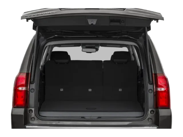 2015 Chevrolet Suburban | Photo 8 of 14