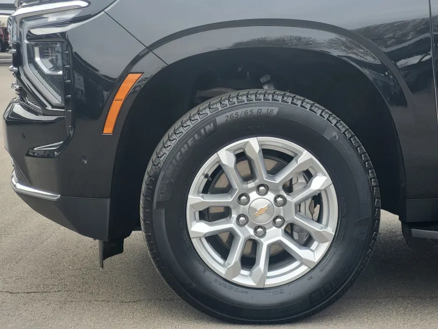 2025 Chevrolet Tahoe LT | Photo 8 of 25