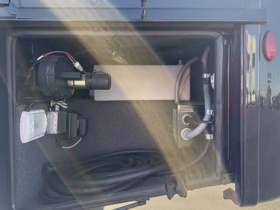 2023 Newmar Bay Star 3408 | Photo 37 of 38