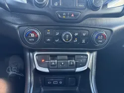 2024 GMC Terrain SLT | Thumbnail Photo 17 of 21