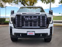 2026 GMC Sierra 2500HD Denali Ultimate | Thumbnail Photo 4 of 31
