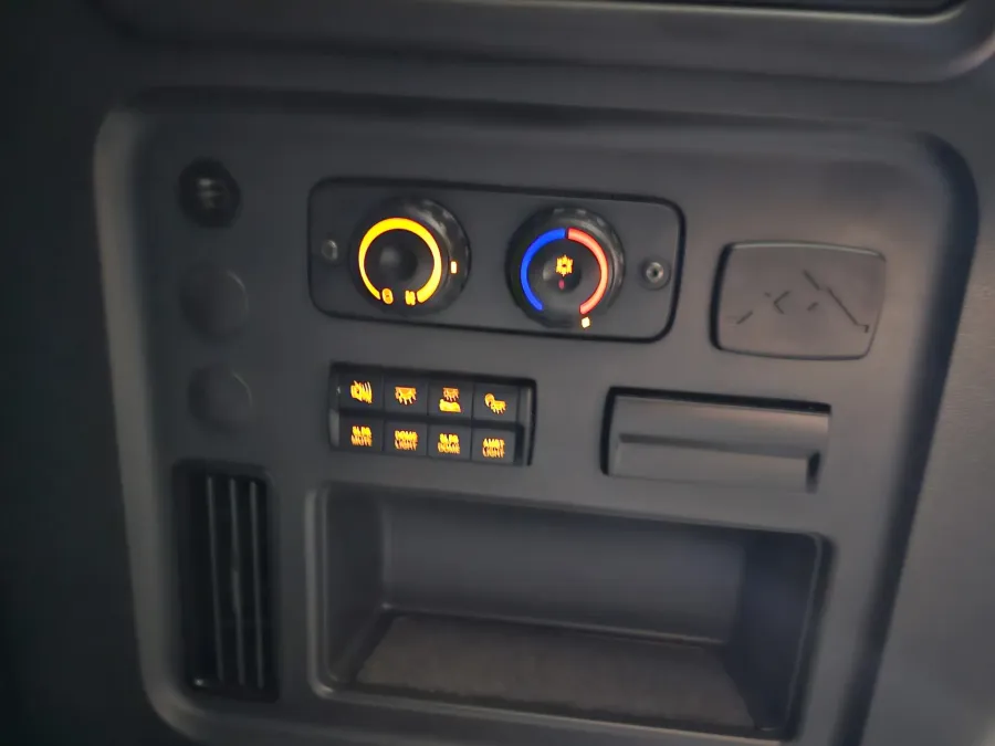 2023 Freightliner Cascadia | Photo 17 of 20