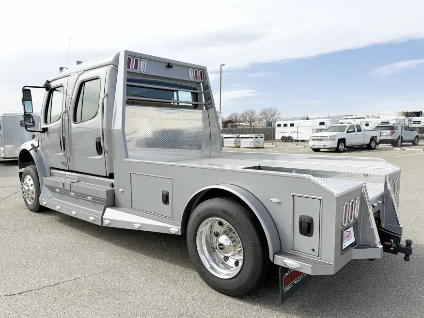 2024 Freightliner M2 106 Plus Summit Hauler | Photo 14 of 23
