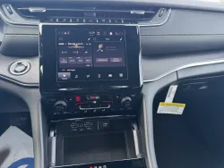 2025 Jeep Grand Cherokee Altitude X | Thumbnail Photo 14 of 16