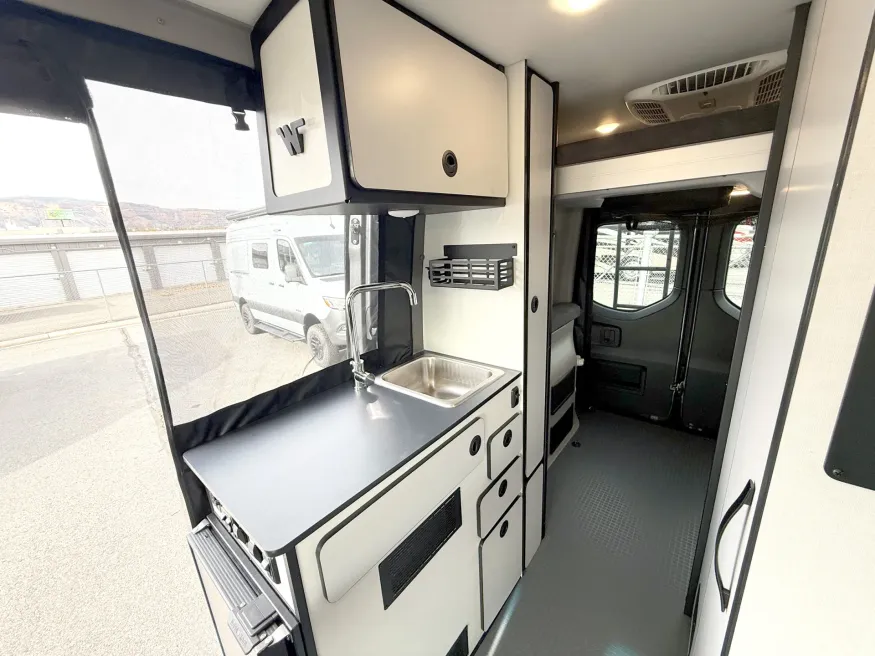 2026 Winnebago Revel Sport 44C | Photo 6 of 13