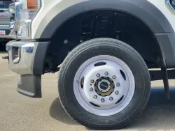 2022 Ford Super Duty F-550 | Thumbnail Photo 8 of 24