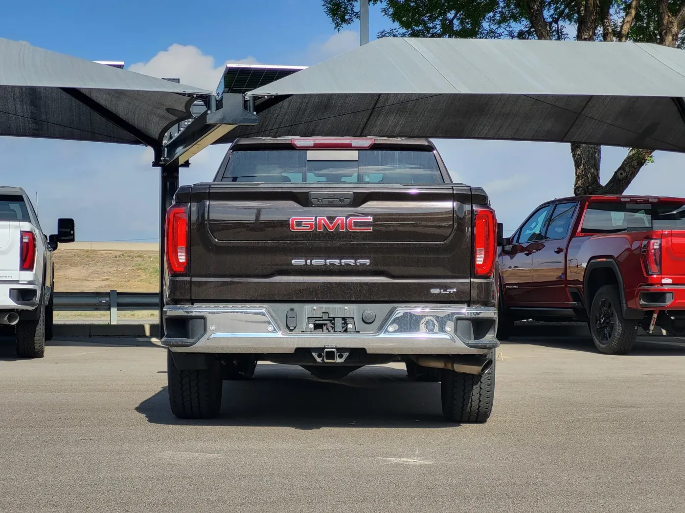 2019 GMC Sierra 1500 SLT | Photo 5 of 25