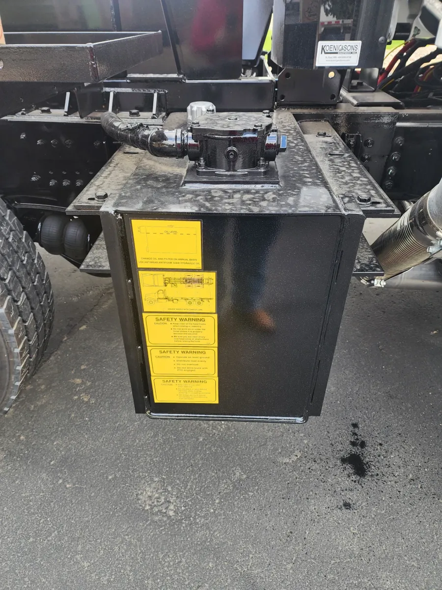 2026 Freightliner 114SD | Photo 9 of 15