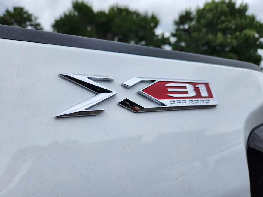 2026 GMC Sierra 2500HD SLE | Photo 12 of 30