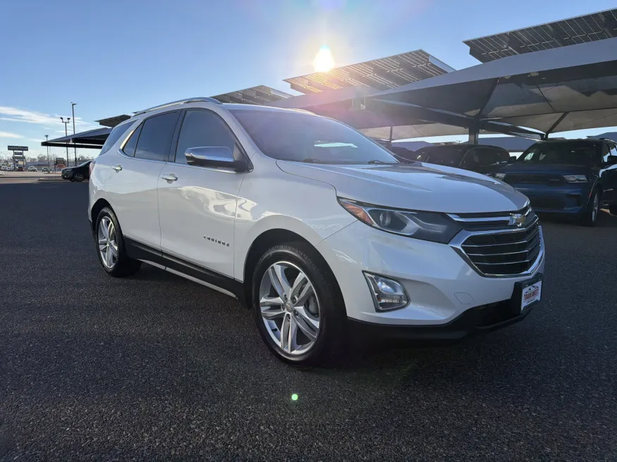 2020 Chevrolet Equinox Premier | Photo 6 of 22