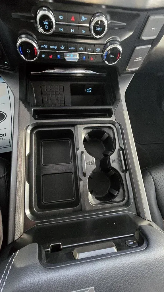 2026 Ford Super Duty F-250 | Photo 22 of 29