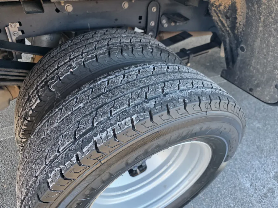 2024 Ford Super Duty F-350 DRW | Photo 6 of 26