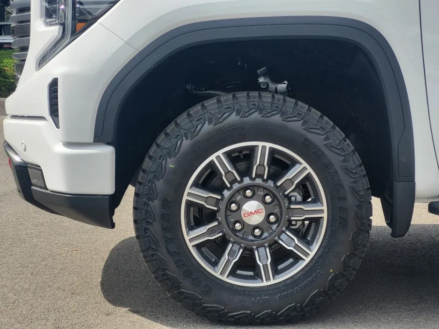 2026 GMC Sierra 1500 AT4 | Photo 8 of 26