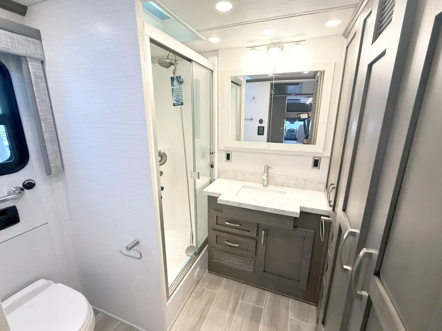 2026 Newmar Super Star 4159 | Photo 13 of 34
