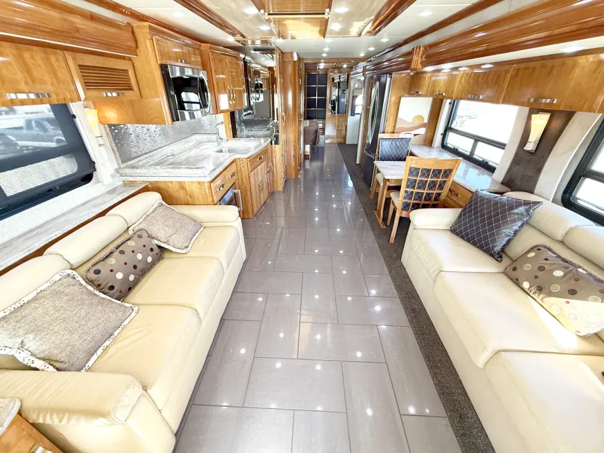 2013 Newmar King Aire 4584 | Photo 4 of 33