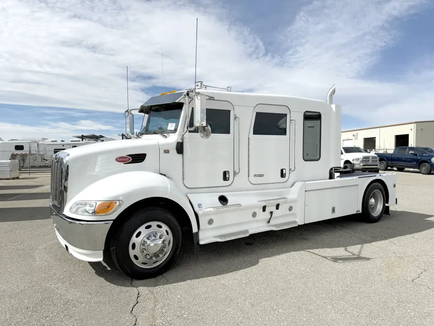 2008 Peterbilt 330 Schwalbe Hauler | Photo 1 of 19