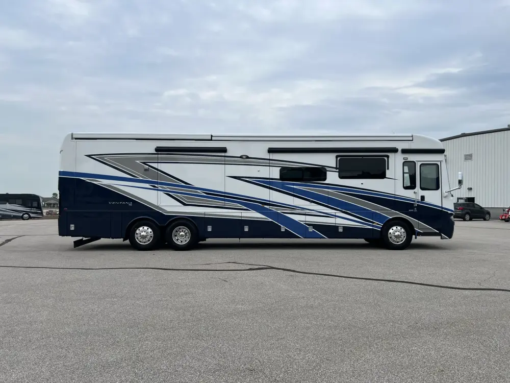 2022 Newmar Ventana 4369