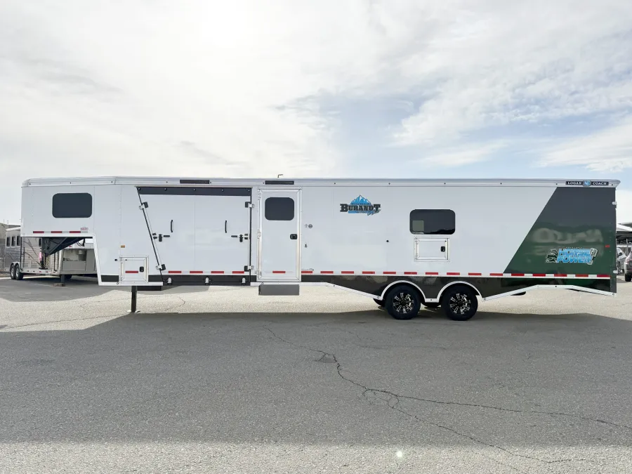 2026 Logan Coach Horse Power Burandt Edition | Photo 18 of 24