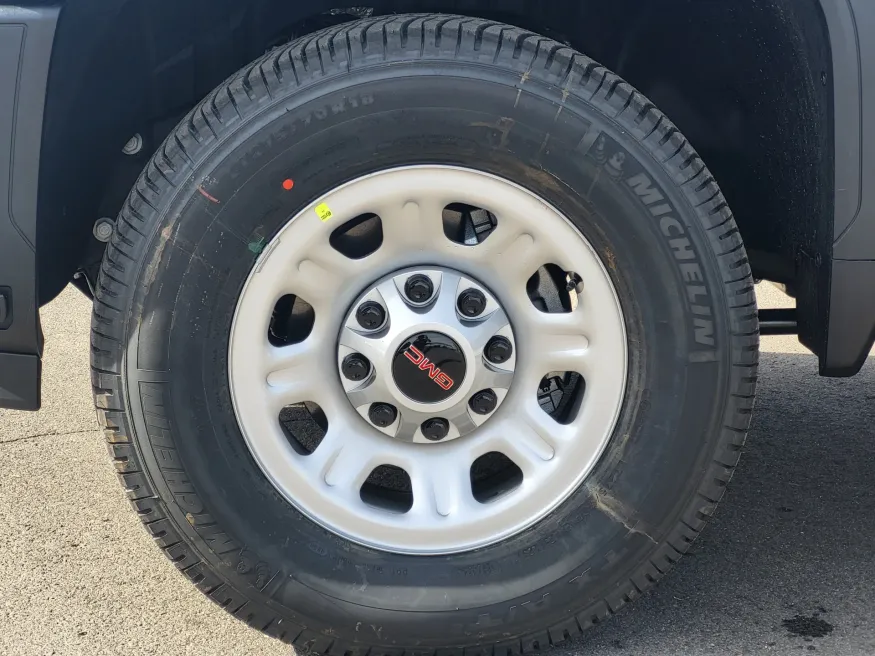 2026 GMC Sierra 3500HD Pro | Photo 9 of 23