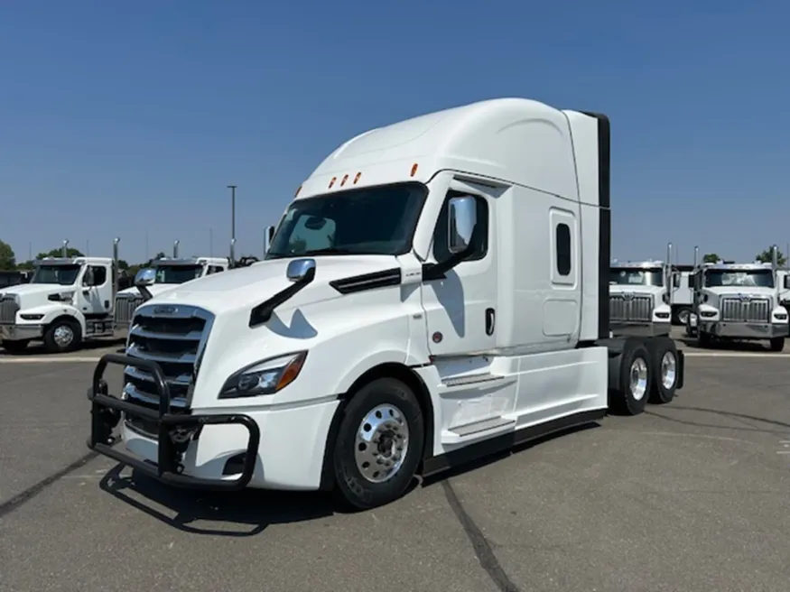 2026 Freightliner Cascadia 126 | Photo 1 of 18