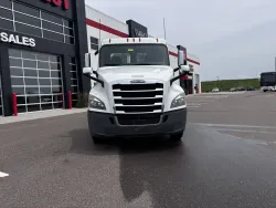 2020 Freightliner Cascadia 126 | Thumbnail Photo 2 of 15