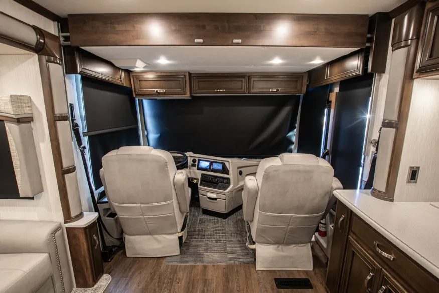 2024 Newmar Kountry Star 3709 | Photo 11 of 25