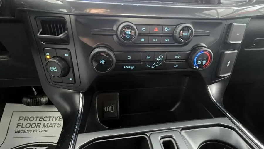 2025 Ford F-150 | Photo 22 of 30