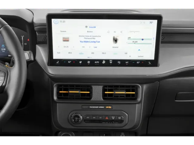 2025 Ford Maverick | Photo 6 of 13