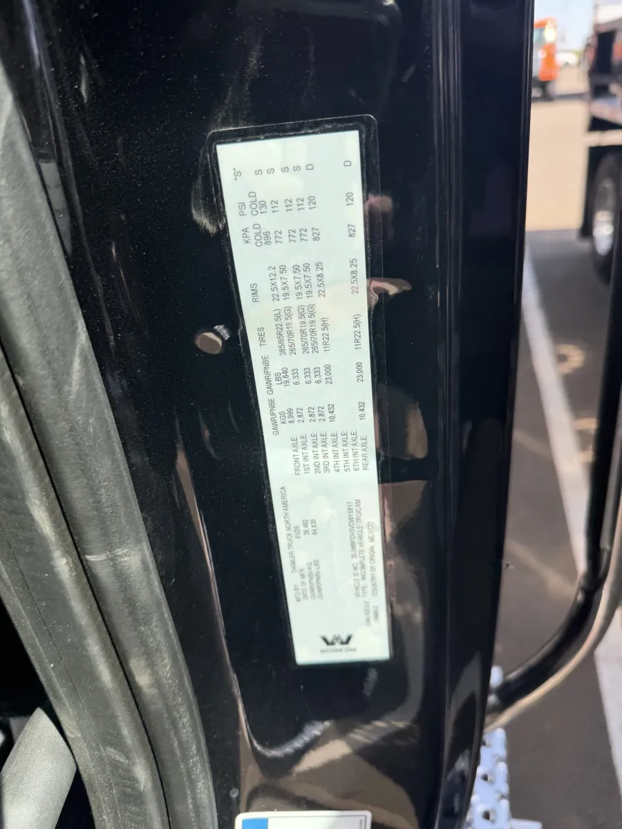 2027 Western Star 47X | Photo 10 of 10