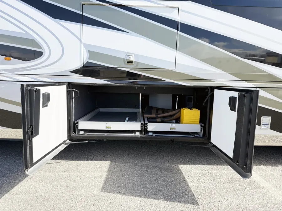 2022 Newmar New Aire 3543 | Photo 25 of 31