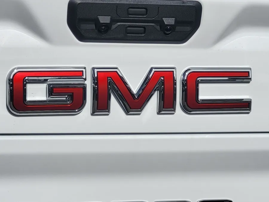 2026 GMC Sierra 2500HD AT4X | Photo 10 of 24