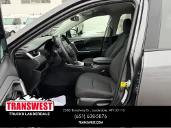 2021 Toyota RAV4 LE | Thumbnail Photo 10 of 23