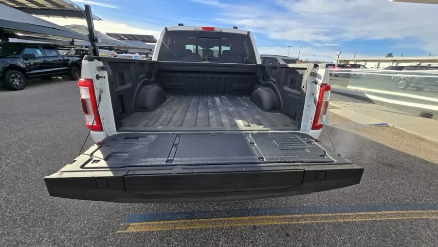 2023 Ford F-150 | Photo 8 of 33