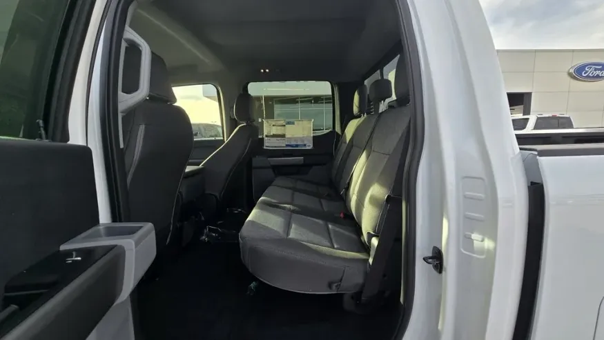 2026 Ford Super Duty F-250 | Photo 36 of 38