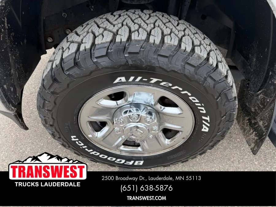 2022 RAM 3500 Tradesman | Photo 8 of 23