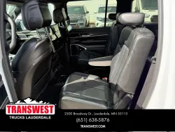 2023 Jeep Wagoneer L Series III | Thumbnail Photo 5 of 23