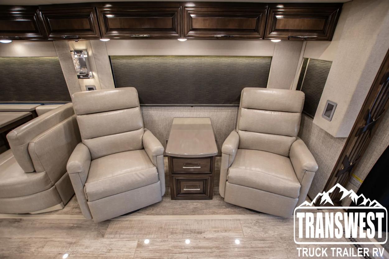 2021 Newmar Supreme Aire 4573 | Photo 12 of 42