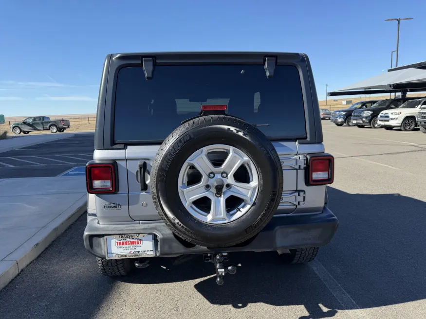 2020 Jeep Wrangler Sport S | Photo 6 of 14