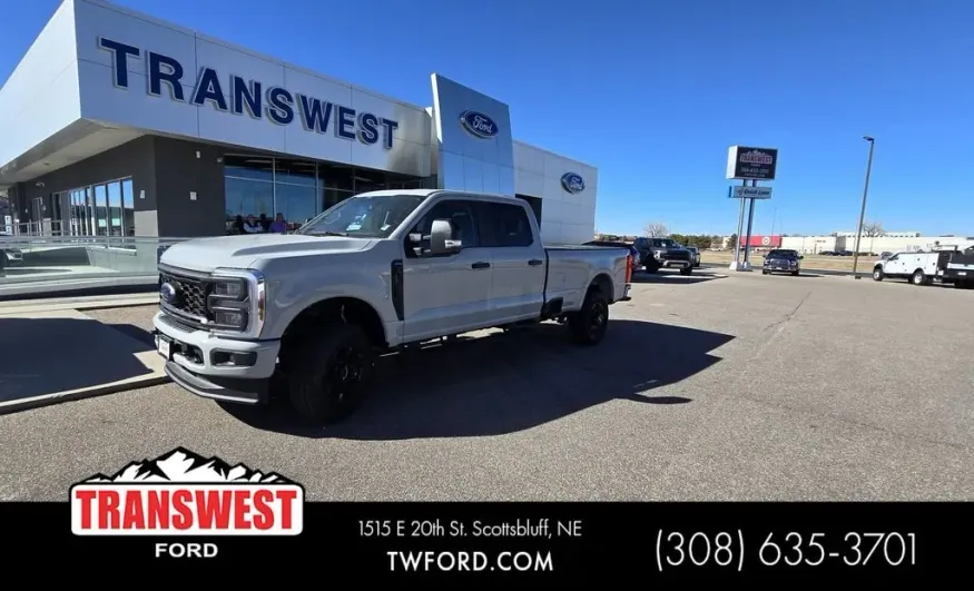 2026 Ford Super Duty F-350 | Photo 31 of 31