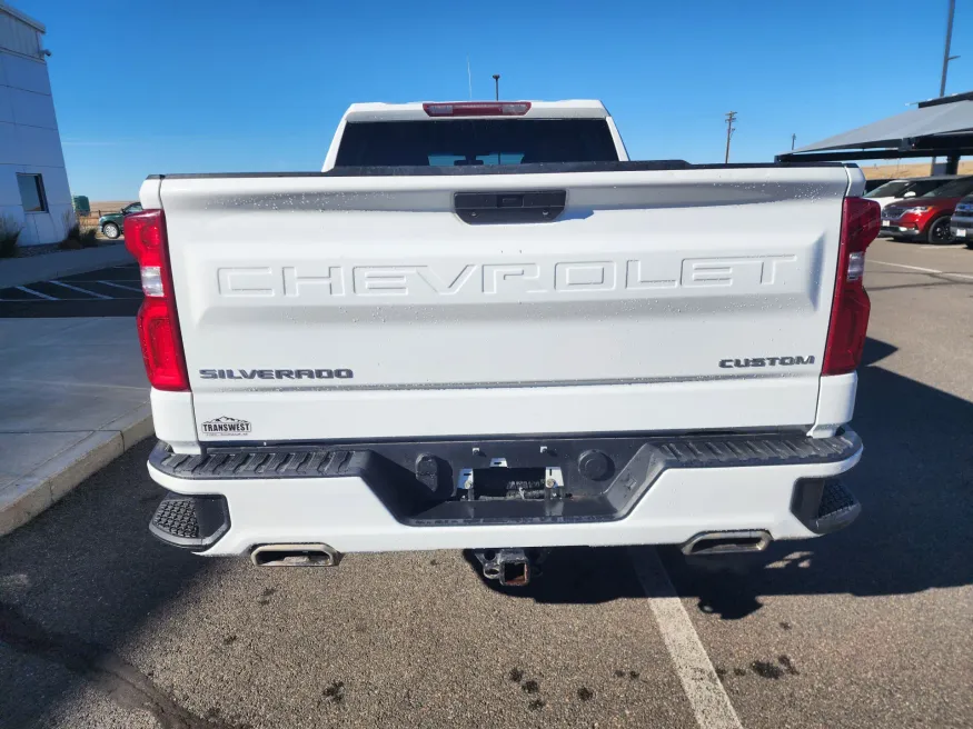 2020 Chevrolet Silverado 1500 Custom | Photo 6 of 25