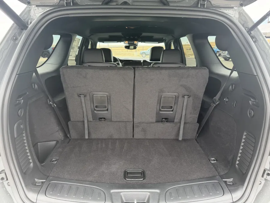 2026 Dodge Durango GT Plus HEMI V8 | Photo 9 of 21