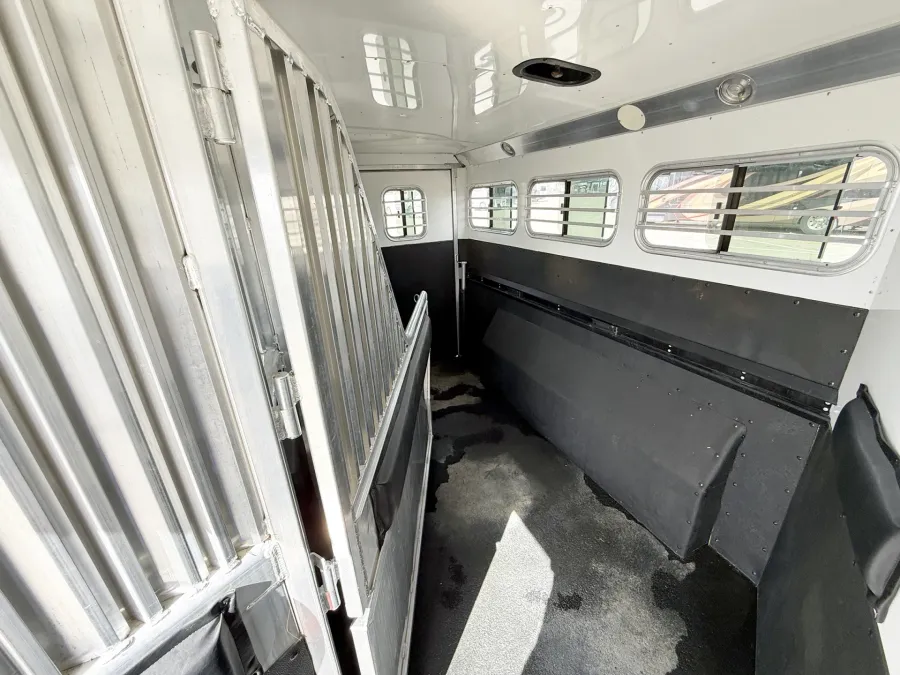 2010 4 Star 3HGN | Photo 9 of 17