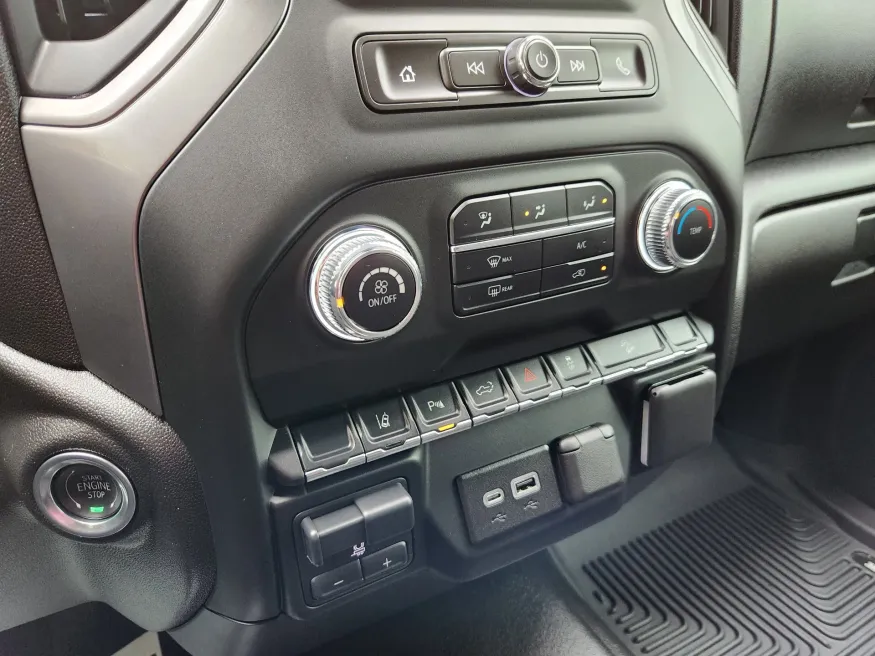 2024 GMC Sierra 2500HD Pro | Photo 27 of 29