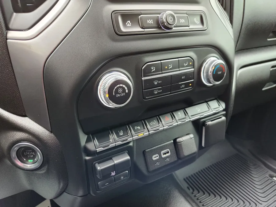 2024 GMC Sierra 2500HD Pro | Photo 27 of 29