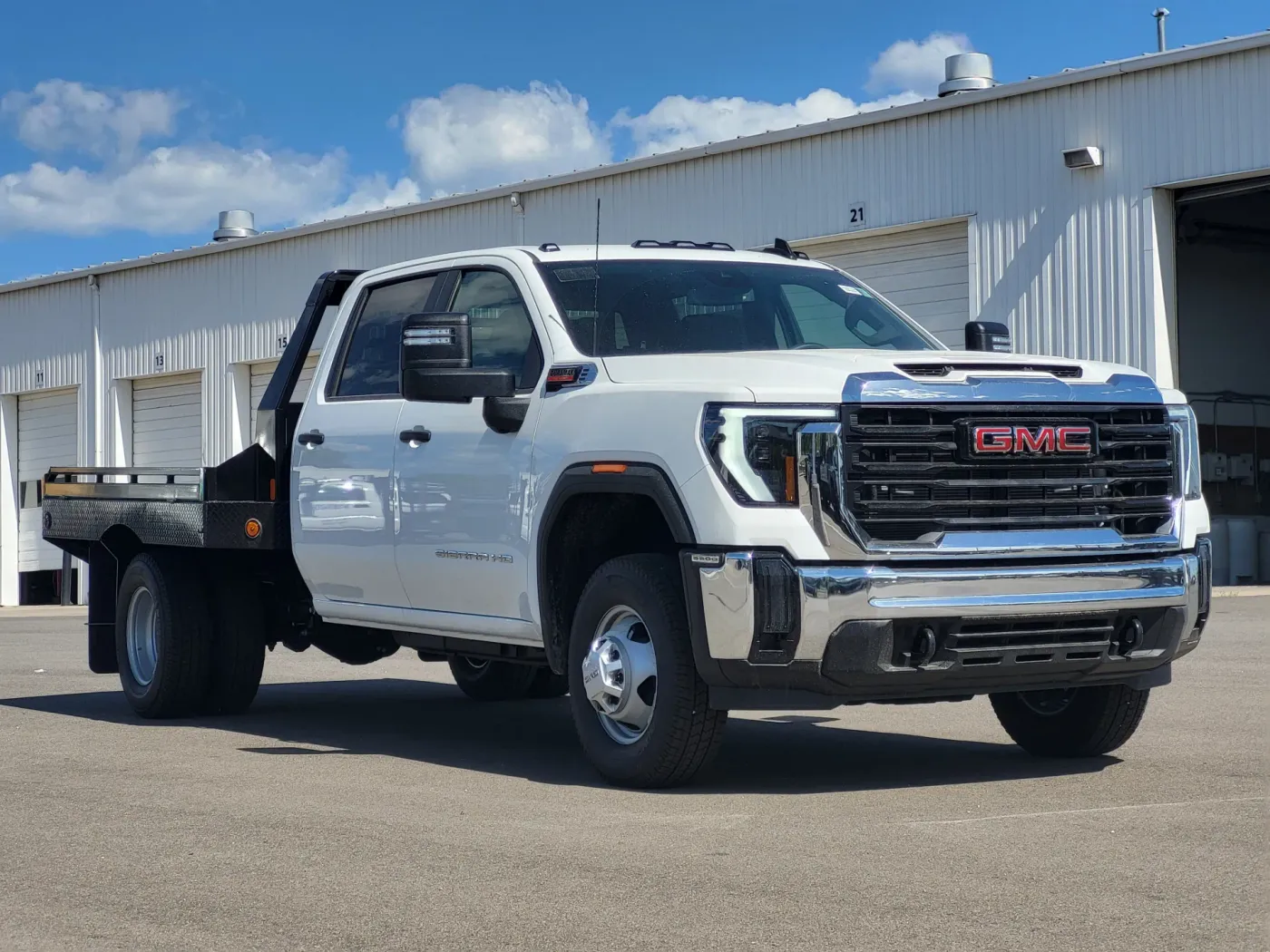 2026 GMC Sierra 3500HD CC Pro | Photo 2 of 23