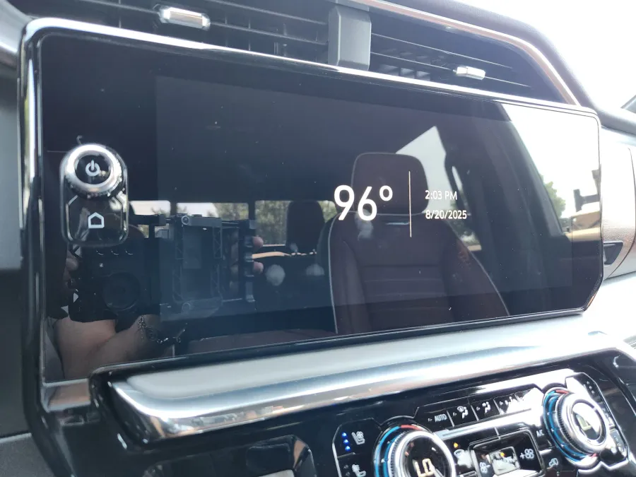 2026 GMC Sierra 1500 Denali Ultimate | Photo 25 of 31